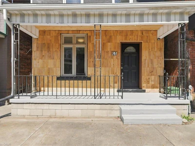 41 Barnesdale Avenue N - 3