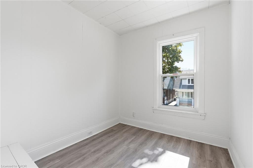 41 Barnesdale Avenue N, Hamilton, ON, L8L 6R7 - 19
