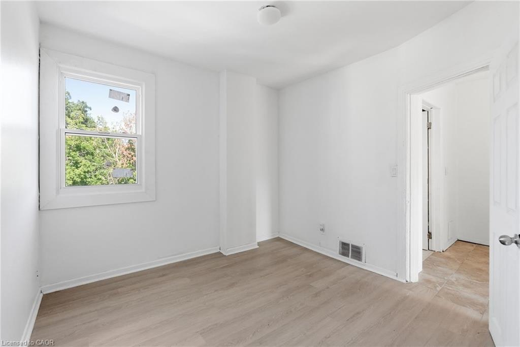 41 Barnesdale Avenue N, Hamilton, ON, L8L 6R7 - 15