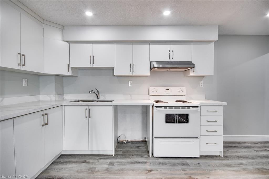 Basement-110 Commonwealth Street, Kitchener, ON, N2E 4K8 - 9