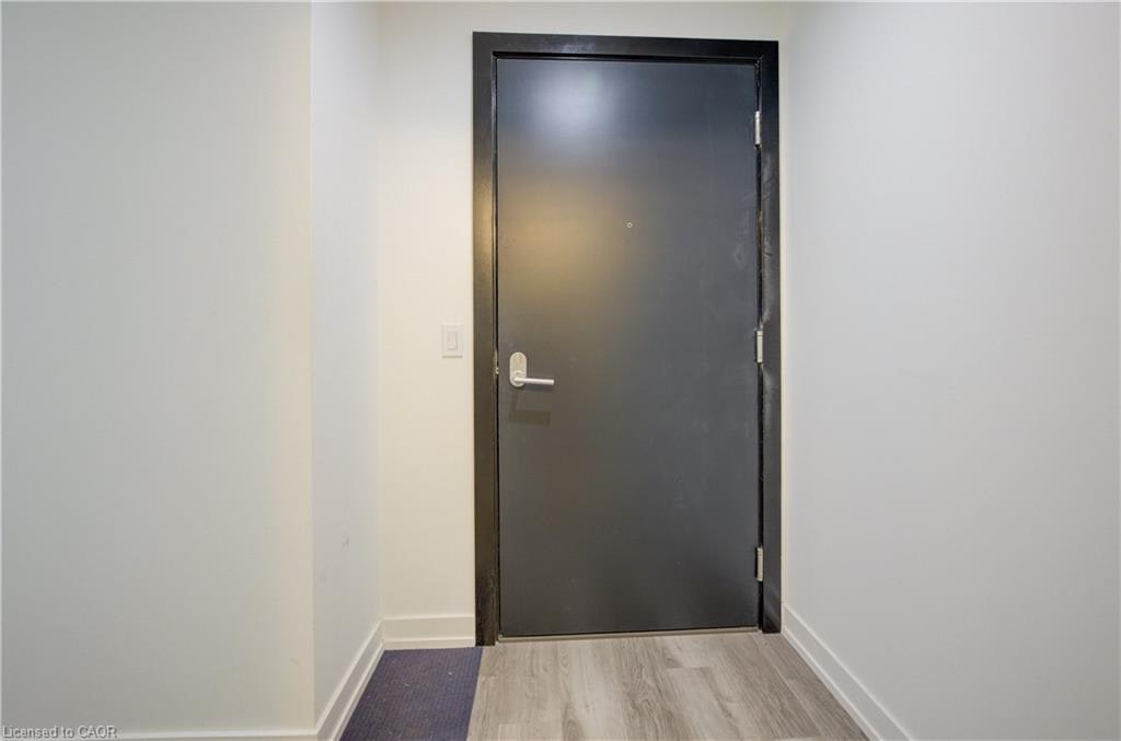 1112-5 Wellington Street S, Kitchener, ON, N2G 0E3 - 22