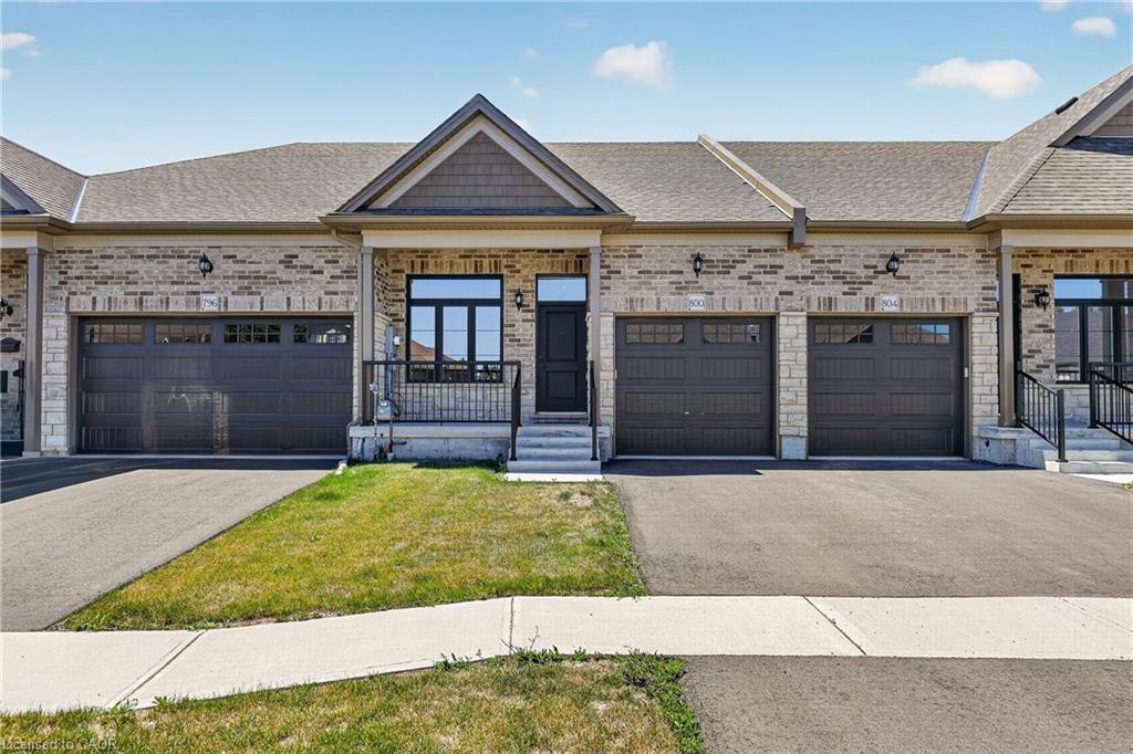 804 Garden Court Crescent, Woodstock, ON, N4T 1W6