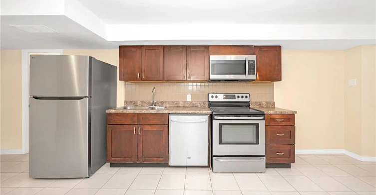 Basement-442 Mary Street, Hamilton, ON, L8L 4W9 - 13