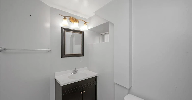 Basement-442 Mary Street, Hamilton, ON, L8L 4W9 - 21