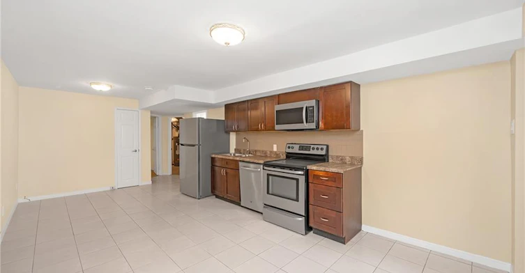 Basement-442 Mary Street, Hamilton, ON, L8L 4W9 - 12