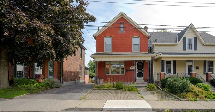 Basement-442 Mary Street, Hamilton, ON, L8L 4W9