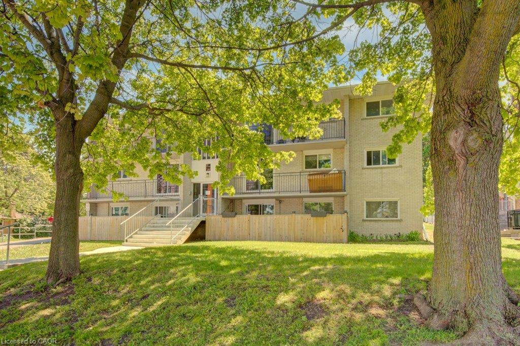 11-317 Erb Street W, Waterloo, ON, N2L 1W4 - 2