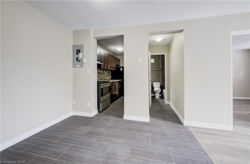 11-317 Erb Street W, Waterloo, ON, N2L 1W4 - 8