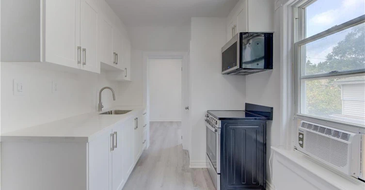 10-14-20 Brubacher Street, Kitchener, ON, N2H 2V9 - 8