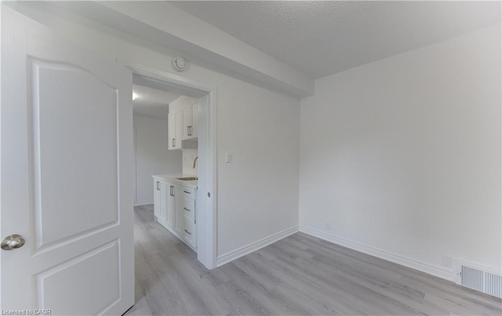 10-14-20 Brubacher Street, Kitchener, ON, N2H 2V9 - 15