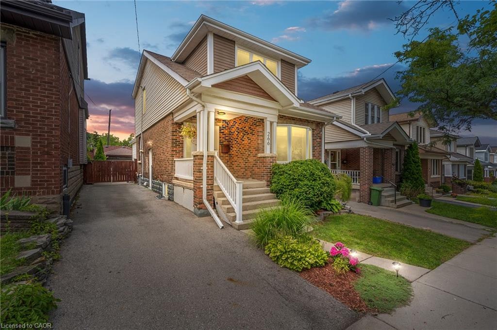 266 London Street S, Hamilton, ON, L8K 2H2