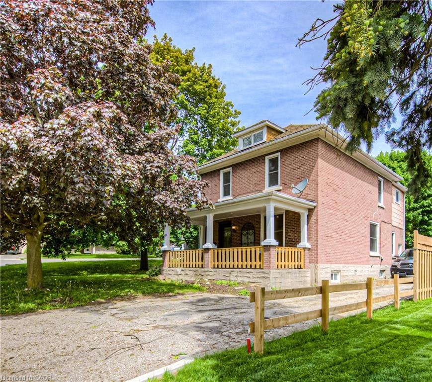 69 Hungerford Road, Cambridge, ON, N3C 2P7