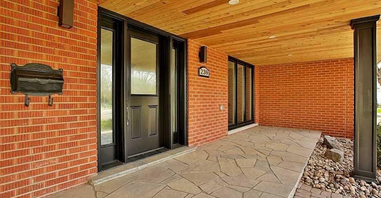239 Guelph Line, Burlington, ON, L7R 3K8 - 2
