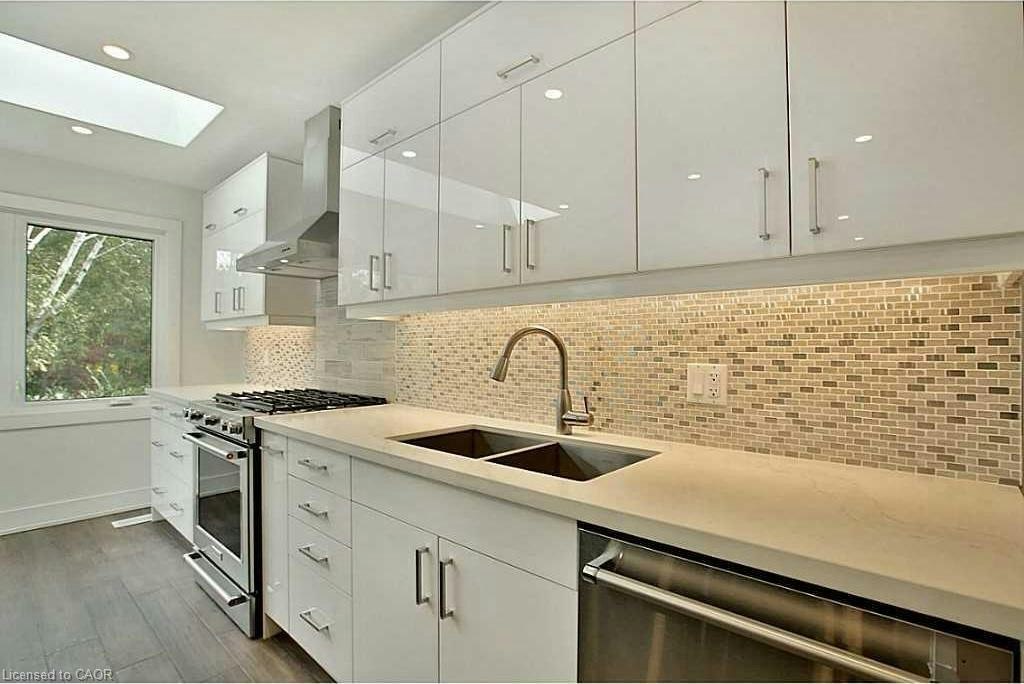 239 Guelph Line, Burlington, ON, L7R 3K8 - 9