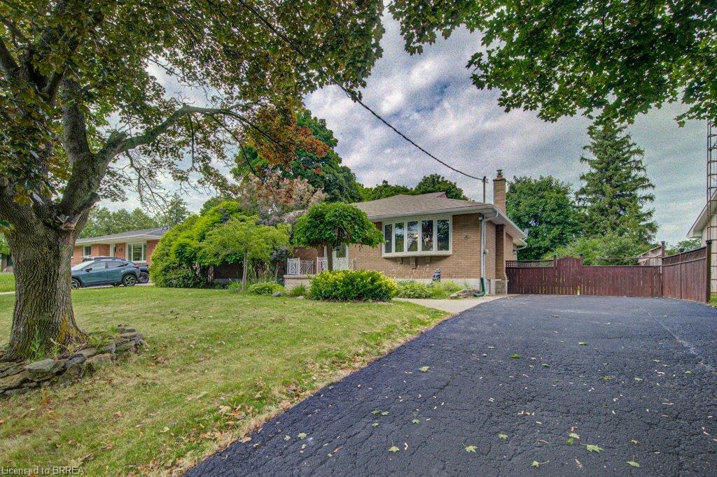 6 Bayly Drive, Brant, ON, N3L 2P9