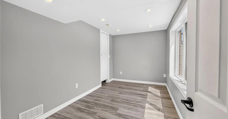 57 Irwin Avenue, Hamilton, ON, L9K 0E9 - 40