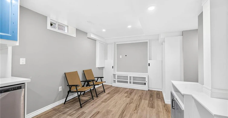 57 Irwin Avenue, Hamilton, ON, L9K 0E9 - 42