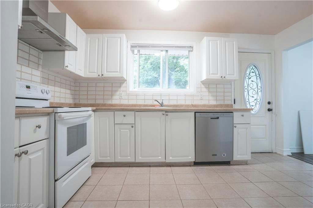 Upper-695 Glen Forrest Boulevard, Waterloo, ON, N2L 4K7 - 8