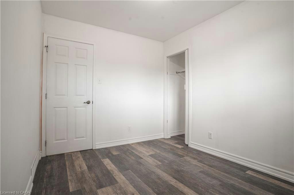 Upper-695 Glen Forrest Boulevard, Waterloo, ON, N2L 4K7 - 12