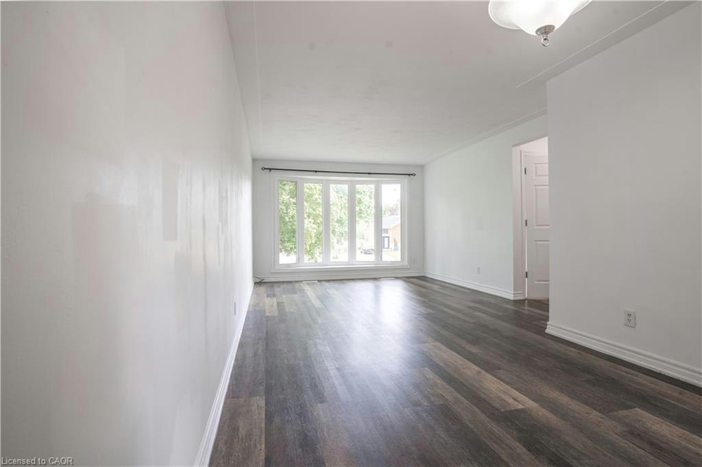 Upper-695 Glen Forrest Boulevard, Waterloo, ON, N2L 4K7 - 5
