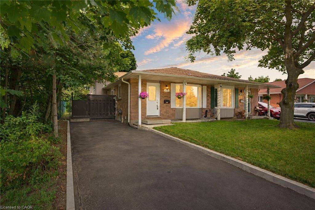 A-475 Kingscourt Drive, Waterloo, ON, N2K 2X9