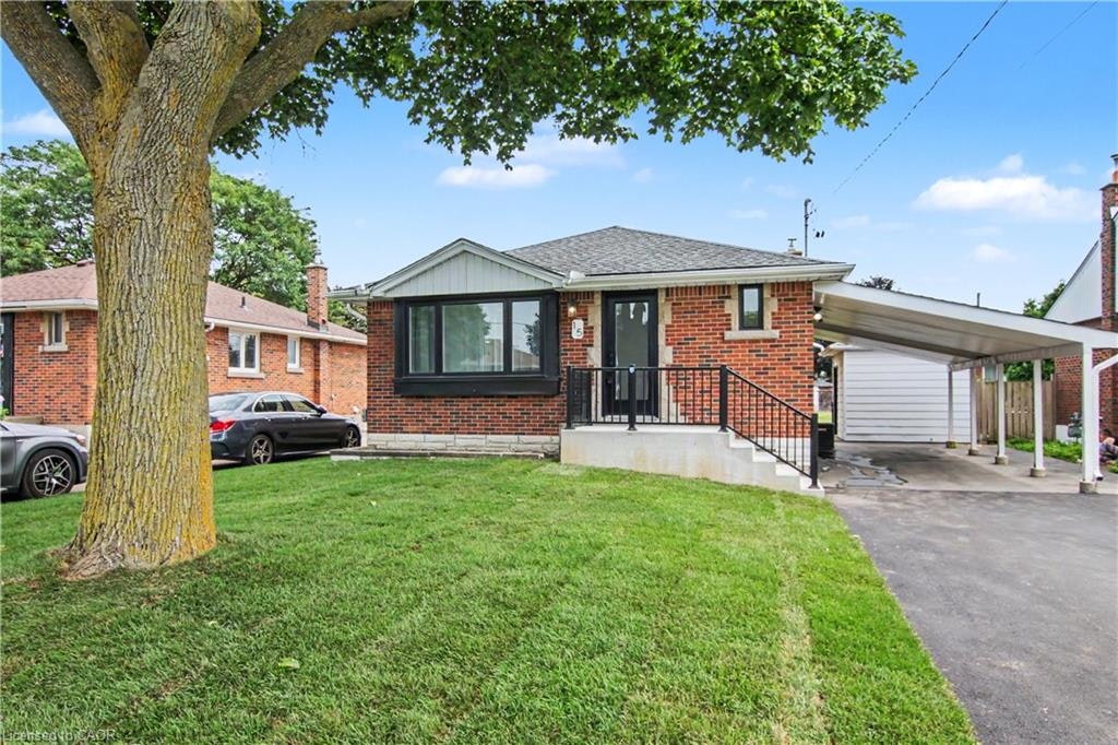15 Greenwood Street, Hamilton, ON, L8T 3N2