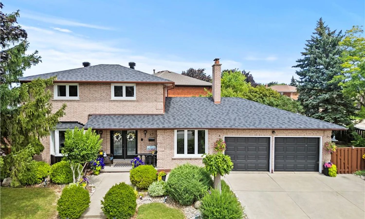 87 Monte Drive