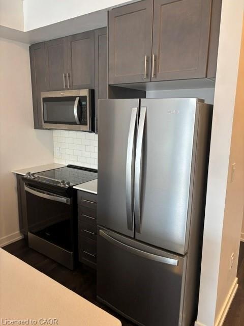 527-10 Mallard Trail, Hamilton, ON, L8B 2A7 - 7
