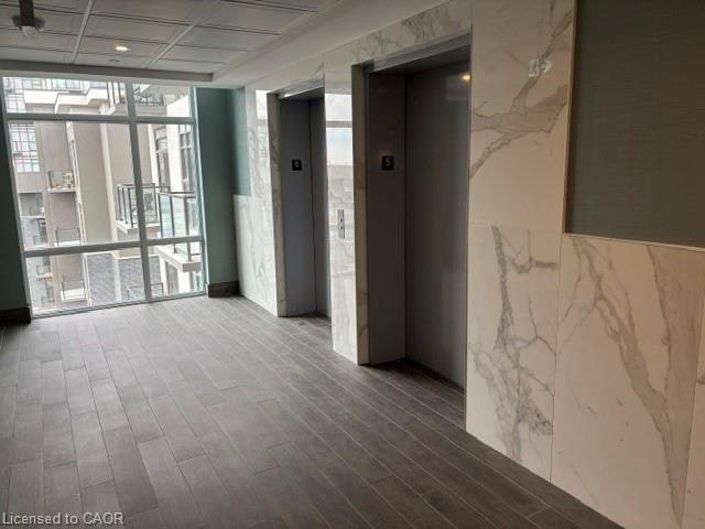 527-10 Mallard Trail, Hamilton, ON, L8B 2A7 - 3