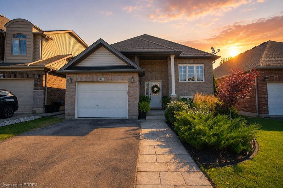 48 Nightingale Drive, Brantford, ON, N3T 0G3