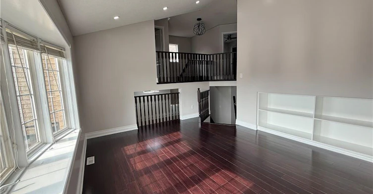 Main-55 Queen Mary Drive, Brampton, ON, L7A 1Y1 - 11