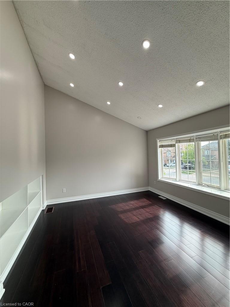 Main-55 Queen Mary Drive, Brampton, ON, L7A 1Y1 - 9