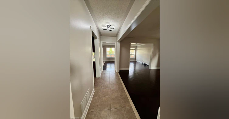 Main-55 Queen Mary Drive, Brampton, ON, L7A 1Y1 - 16