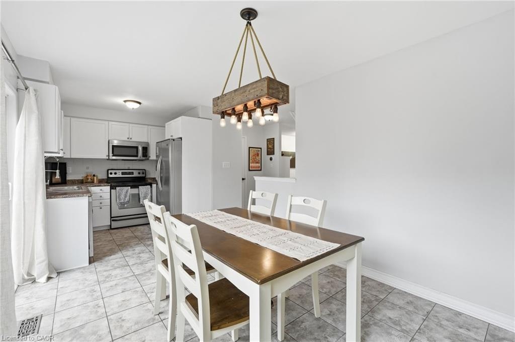 141 Cleghorn Drive, Hamilton, ON, L0R 1C0 - 9