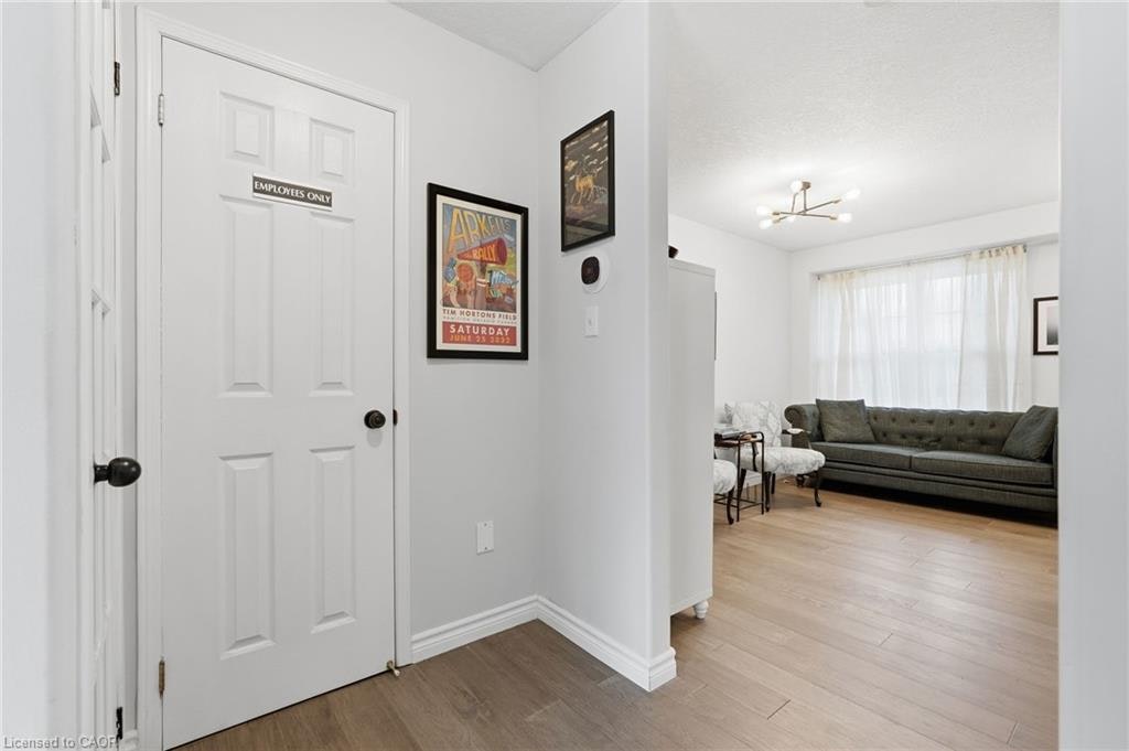 141 Cleghorn Drive, Hamilton, ON, L0R 1C0 - 6