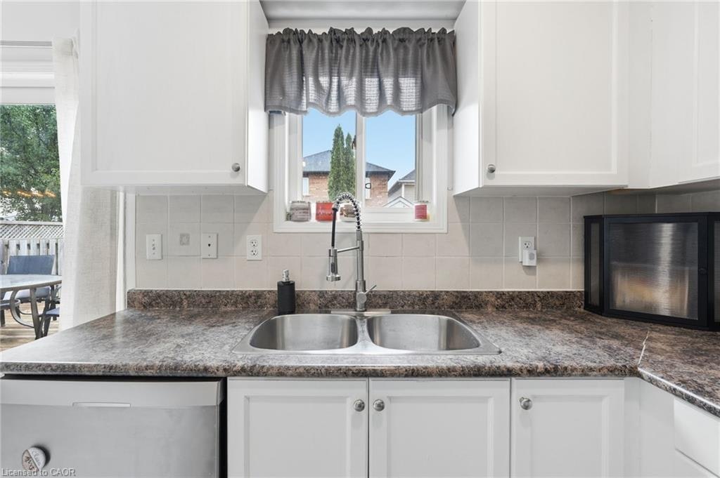 141 Cleghorn Drive, Hamilton, ON, L0R 1C0 - 11