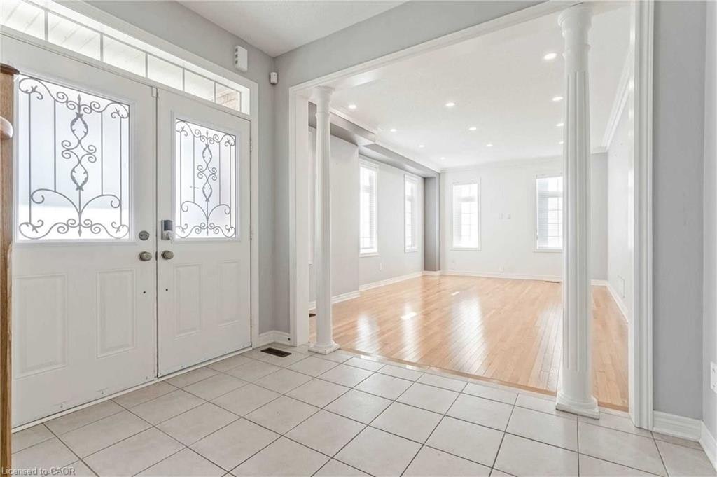 UPPER-3 Coolwater Drive, Brampton, ON, L6R 0X7 - 3