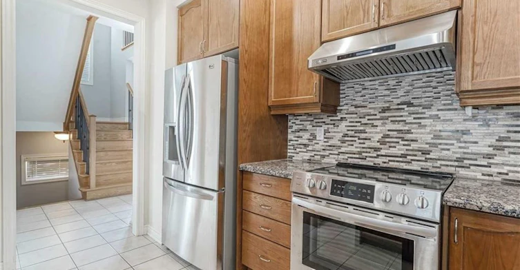 UPPER-3 Coolwater Drive, Brampton, ON, L6R 0X7 - 7
