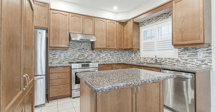 UPPER-3 Coolwater Drive, Brampton, ON, L6R 0X7 - 6