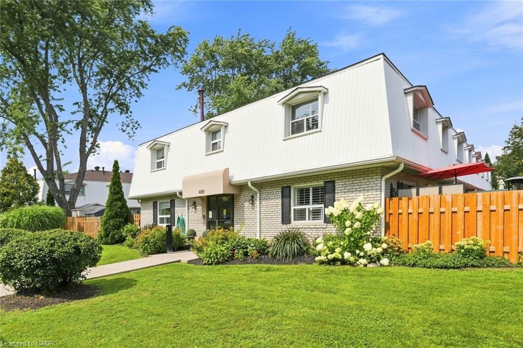 6-469 Claridge Road, Burlington, ON, L7N 2S1