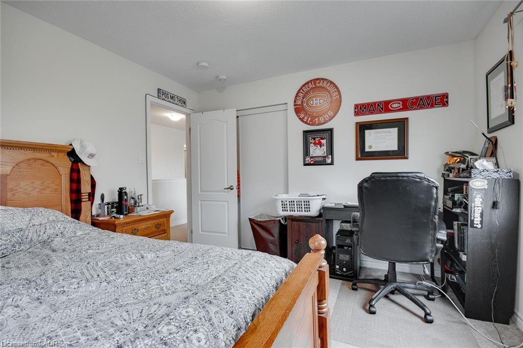 18 Blue Oak Street, Kitchener, ON, N2K 0K3 - 29