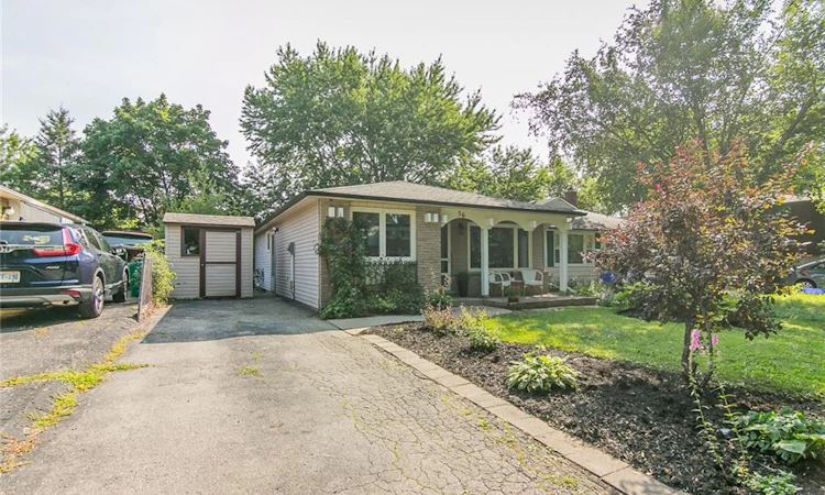 36 Amos Avenue