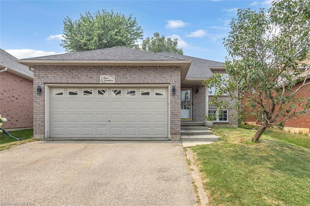 4 Dowden Avenue, Brantford, ON, N3T 6N5