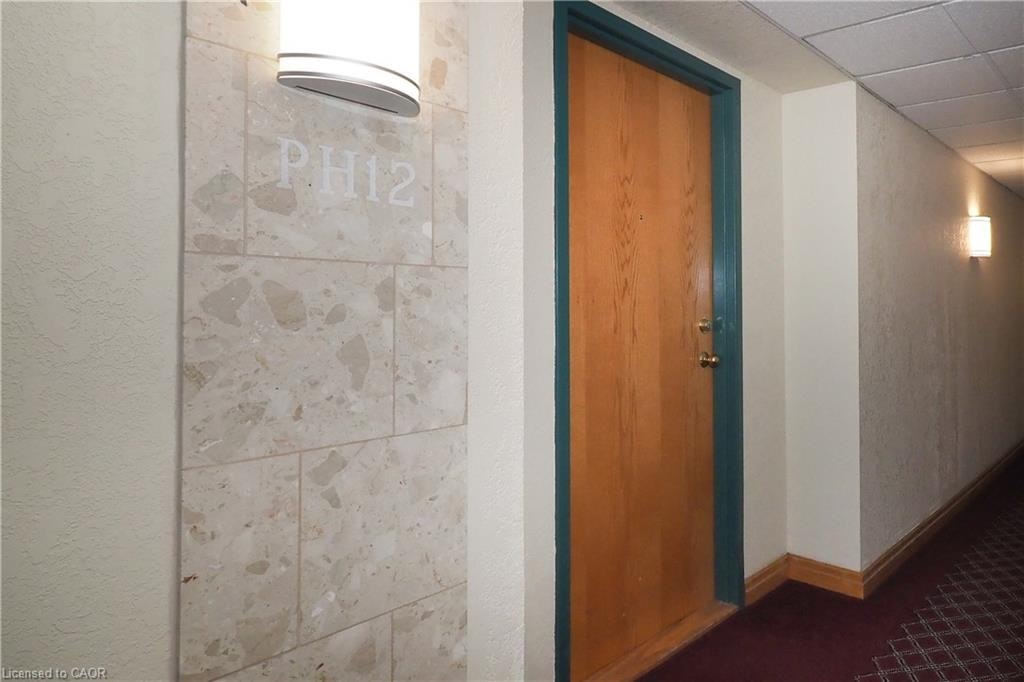 PH-55 Blue Springs Drive, Waterloo, ON, N2J 4T3 - 7
