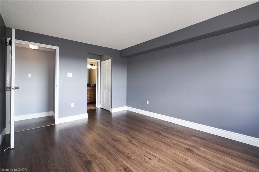 PH-55 Blue Springs Drive, Waterloo, ON, N2J 4T3 - 26