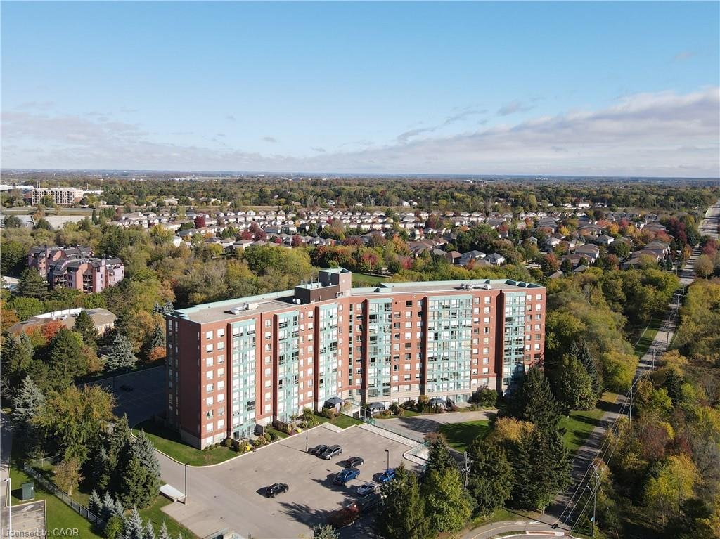 PH-55 Blue Springs Drive, Waterloo, ON, N2J 4T3 - 50