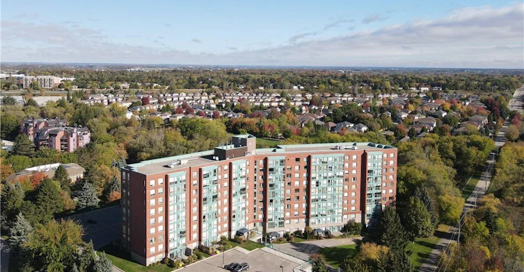 PH-55 Blue Springs Drive, Waterloo, ON, N2J 4T3 - 50