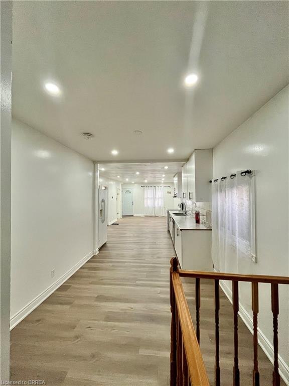 52 Ridgewood Drive, Brantford, ON, N3R 1A4 - 2