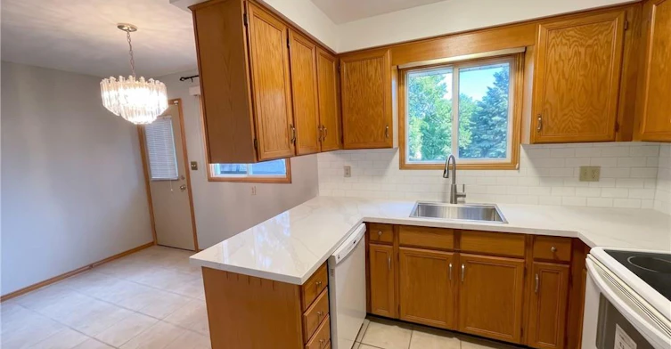29 East 23rd Street, Hamilton, ON, L8V 2W5 - 8