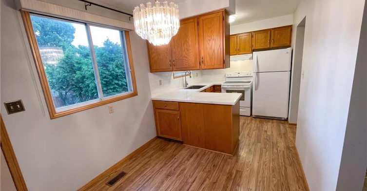 29 East 23rd Street, Hamilton, ON, L8V 2W5 - 7
